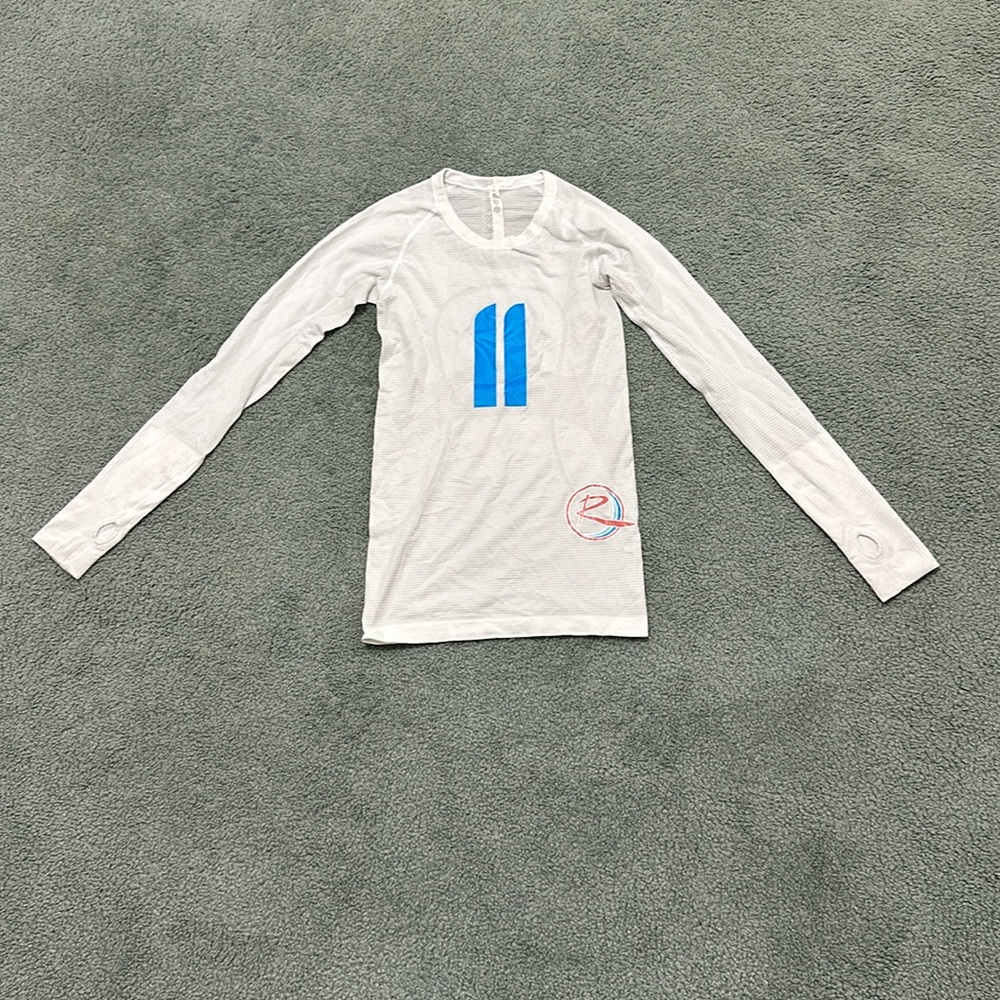 Women's Lululemon Swiftly Tech 2.0 Long Sleeve Size 4 Branded